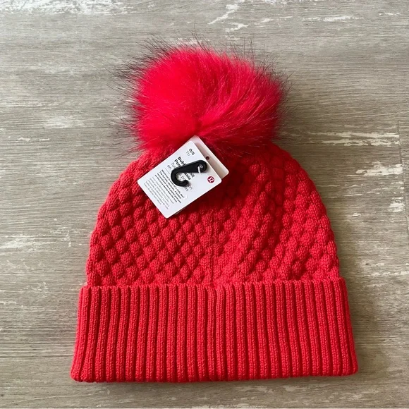 Lululemon Bubble Knit Pom Beanie in Carnation Red Lululemon Womens Bubble Knit Pom Beanie - Carnation Red  main image 3